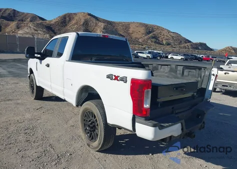 2019 Ford F-250 Xl из США, поврежденный, VIN 1FT7X2B68KEC37641